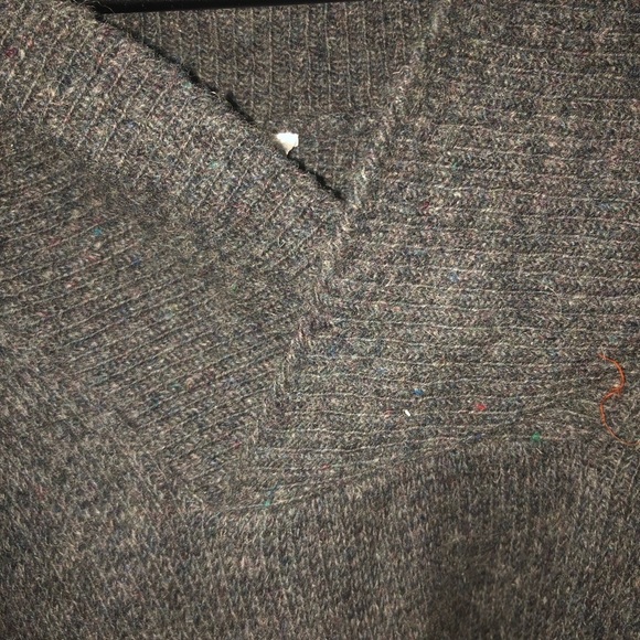 Vintage St Martins enlarge Charcoal Wool Blend Sweater- 70 percent wool- used - Picture 5 of 9